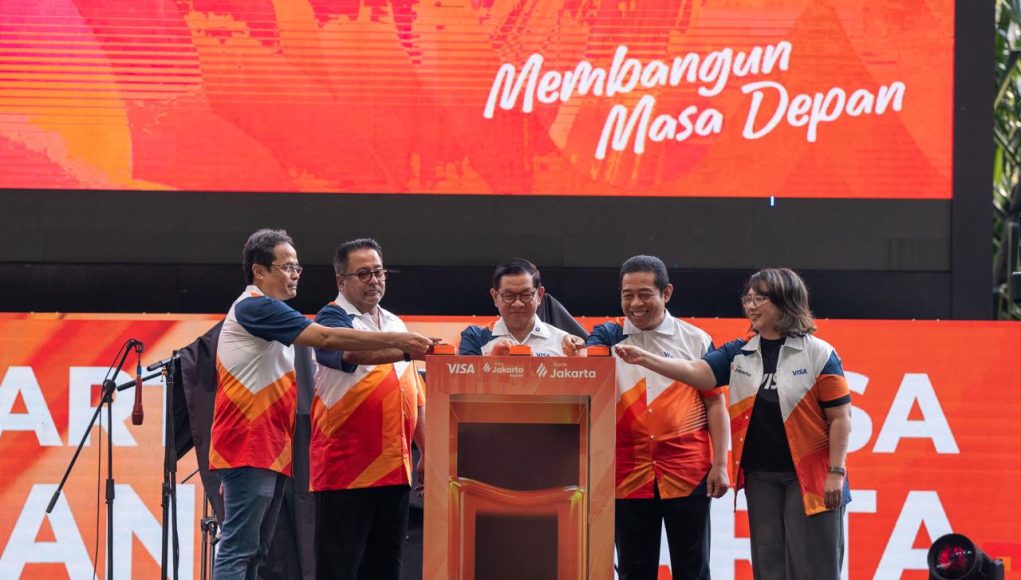 Bank Jakarta Perluas Akses Transaksi Global dan Percepat Transformasi Perbankan Daerah dengan Luncurkan Kartu Debit Visa