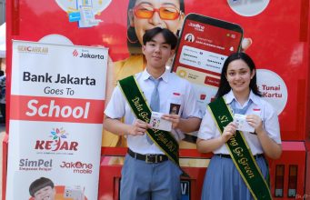 Gelar Program KEJAR Bank Jakarta Disambut Antusias Siswa SMAN 28