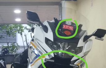 Motor ‘Pengawal’ Dishub DKI Pakai Pelat Nomor Stiker
